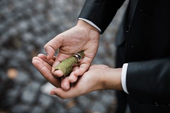 Eszti �s Ricsi karikagy�r�vel kapcsolatos visszajelz�se