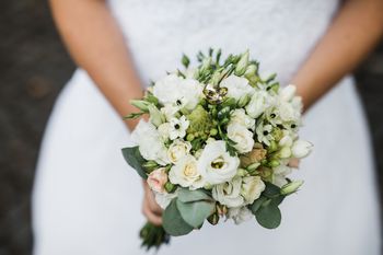 Eszti �s Ricsi karikagy�r�vel kapcsolatos visszajelz�se