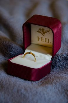 J�zsef eljegyz�si gy�r�vel kapcsolatos visszajelz�se